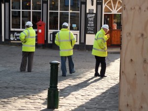 Experts - do we need them?